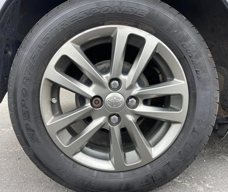 2015 Toyota Yaris 1.33 VVT-i Icon 5dr HATCHBACK Petrol Manual