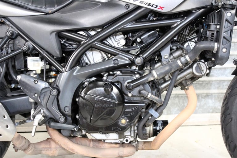 2018 68 SUZUKI SV 650 X XAU L8 SV650 CAFE 31K HPI CLEAR NEW MOT JUST SERVICED