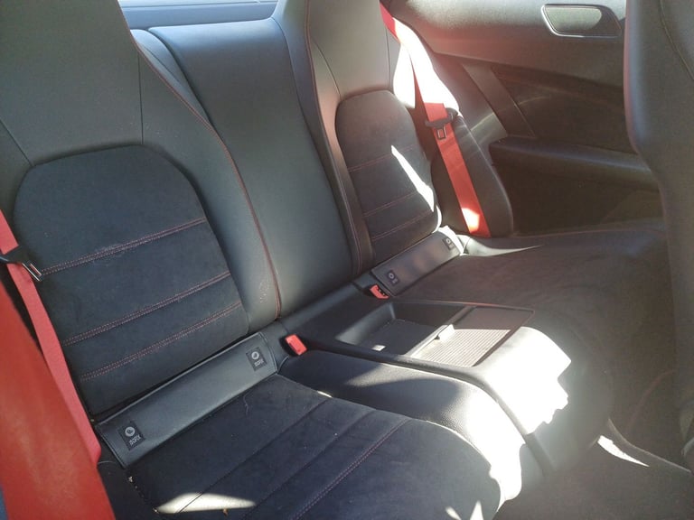 Mercedes-Benz, C CLASS, Coupe, 2013, Manual, 2143 (cc), 2 doors