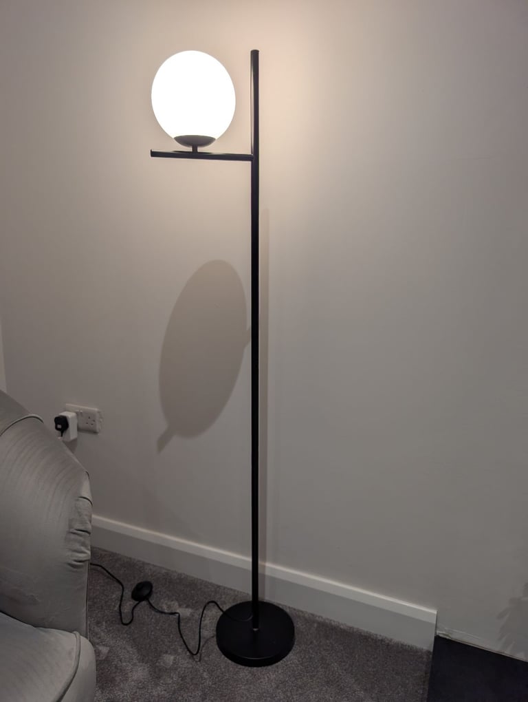 Black Floor Lamp 