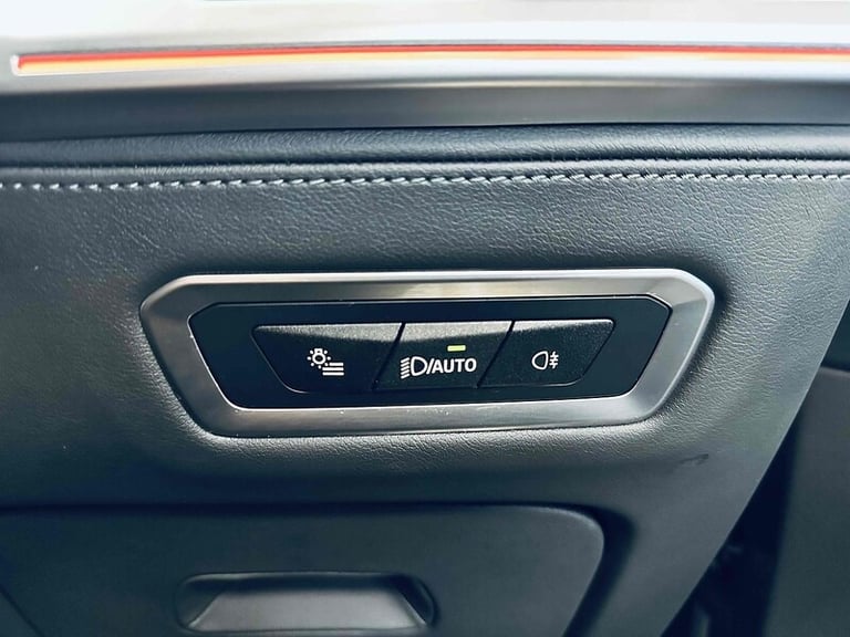 2024 BMW XM 50e SUV HYBRID Automatic