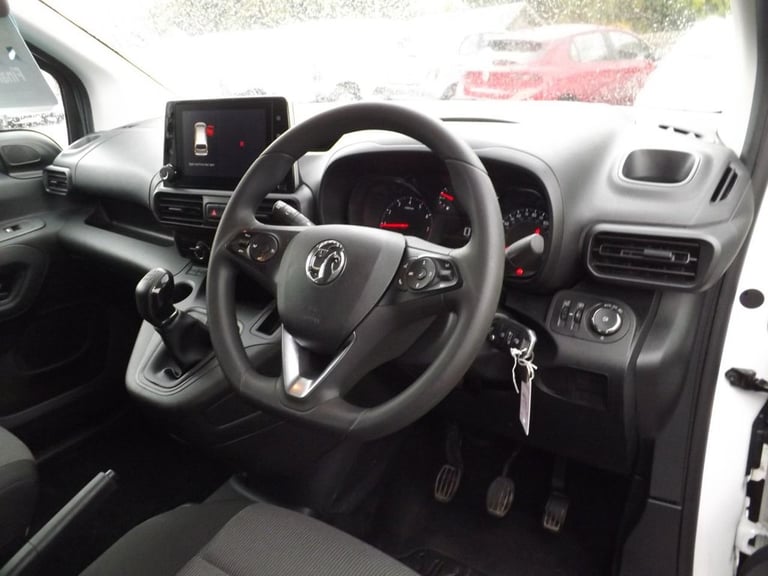 2020 Vauxhall Combo 1.5 Turbo D 2300 Sportive Panel Van 4dr Diesel Manual L2 H1 Euro 6 (s/s) (1 P...