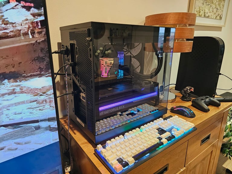 HIGH END GAMING PC RTX 5080 16GB / Intel Core i7-13700k / 32GB DDR4 3600MHz / 1TB NVMe M.2