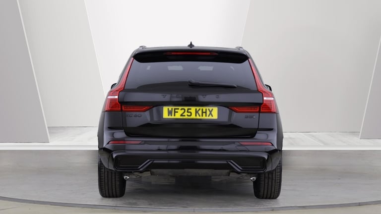  Volvo XC60 B5 (P) AWD Plus Black Edition (Harman Kardon Sound, 360 Camera, BLIS) Petrol/Electric...