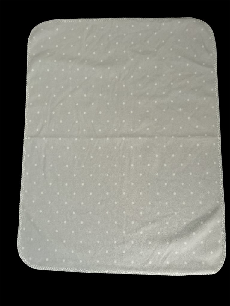 x4 Baby Blankets Cot Blankets Comforters Soothers From 39” x 29” Beautiful Variety £9 each