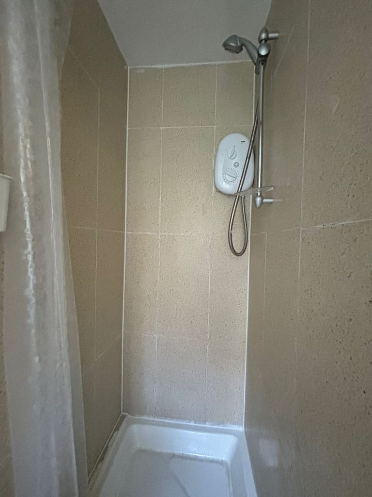 2 double bedrooms to rent 