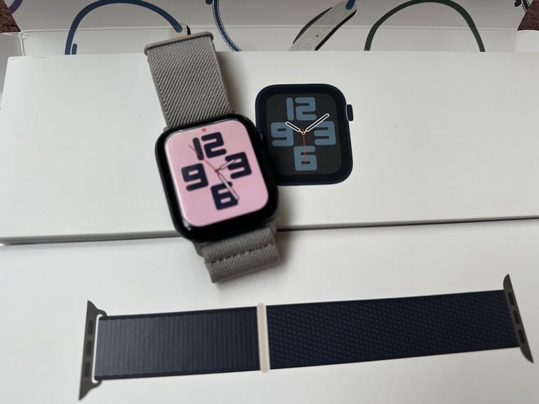 Apple Watch SE 2nd Generation 44MM Excellent condition 