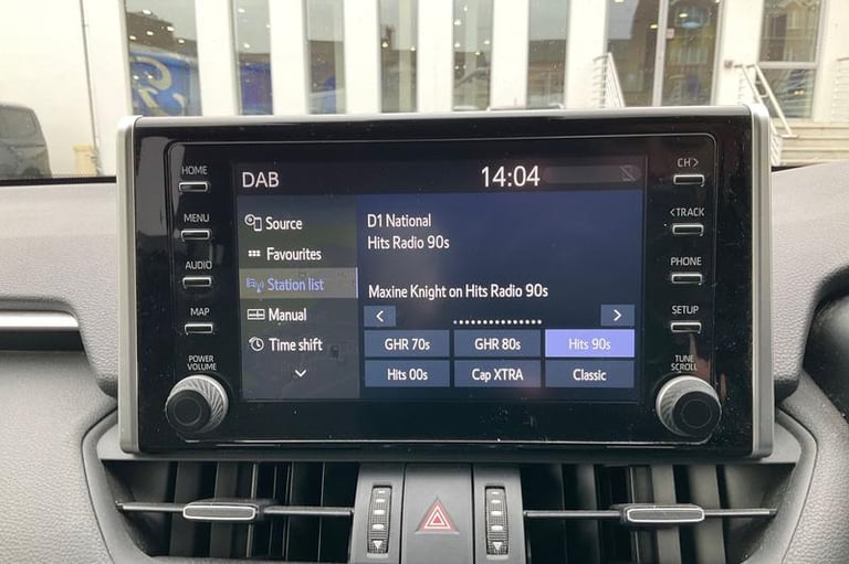 2020 Toyota RAV4 2.5 VVT-i Hybrid Design 5dr CVT**REAR CAMERA - FRONT &amp; REAR SENSORS - POWER ...