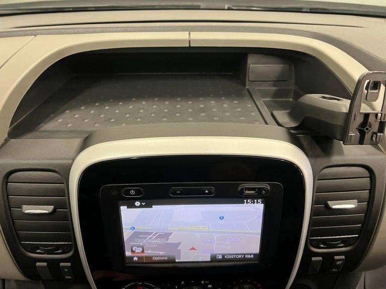 2016 Renault Trafic 1.6 dCi 27 Sport Nav SWB Standard Roof Euro 6 5dr Panel Van Diesel Manual