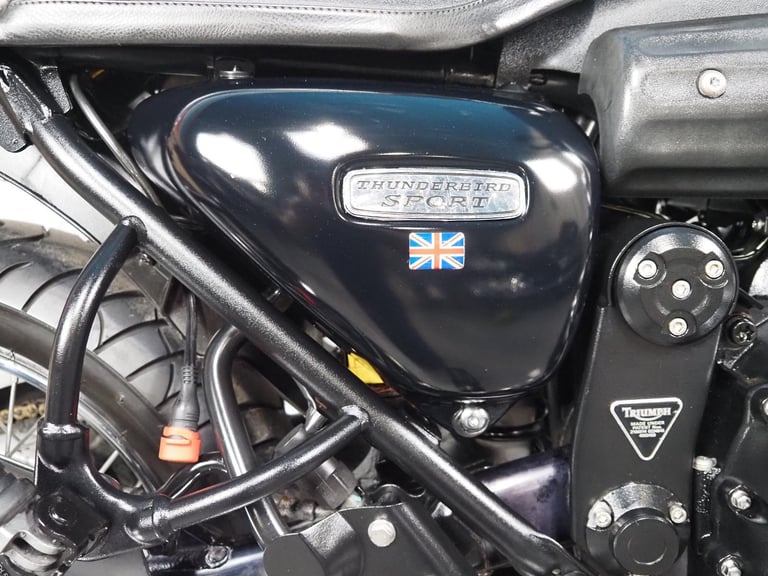 Triumph Thunderbird Sport 900 triple ,fantastic classic naked roadster 