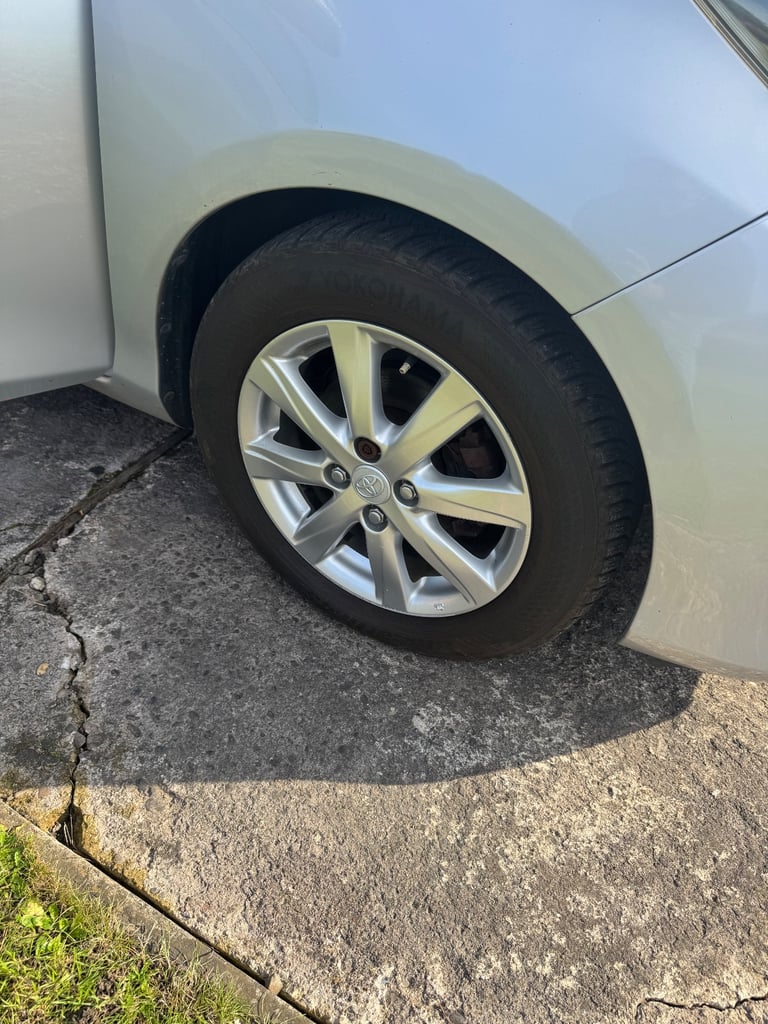 Toyota, YARIS, Hatchback, 2013, Manual, 1364 (cc), 5 doors