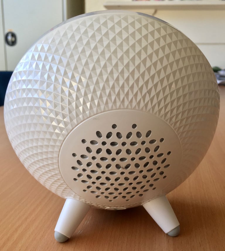 Goodmans Bluetooth Speaker with Qi Charging, Working 👉£15👈