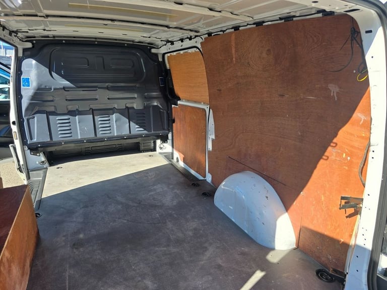 2021 Mercedes-Benz Vito 2.0 116 CDI Progressive XLWB Van, 79,239 miles, 1 owner, full service his...