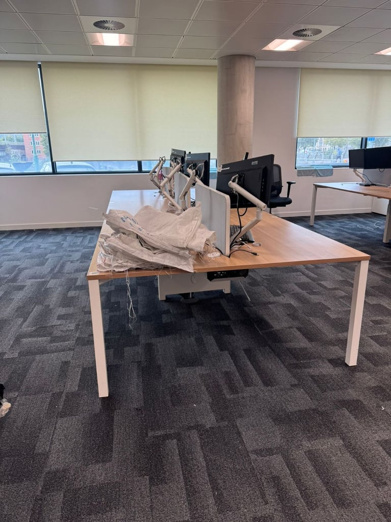 JOBLOT Office Furniture SURPLUS STOCK For Sale Over 100 Desks/Chairs/Cabinets/Cupboards 15