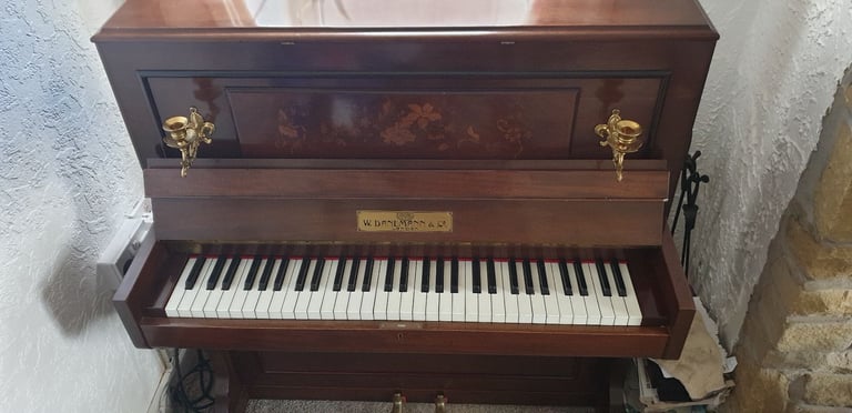 Piano for sale