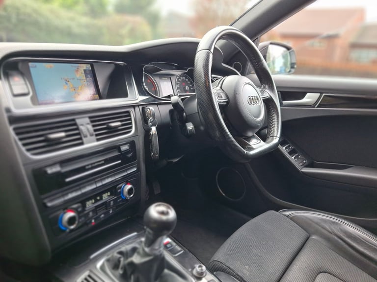AUDI A4 S LINE BLACK EDDITION PLUS ESTATE 2.0 TDI golf gtd leon320d q3 q5 x3 cla gla