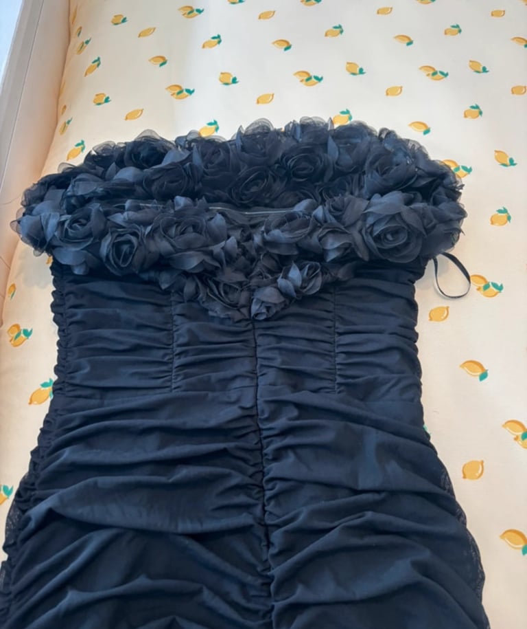 Chi chi London dress