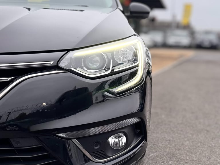 2016 Renault Megane 1.5 dCi Dynamique S Nav 5dr HATCHBACK Diesel Manual