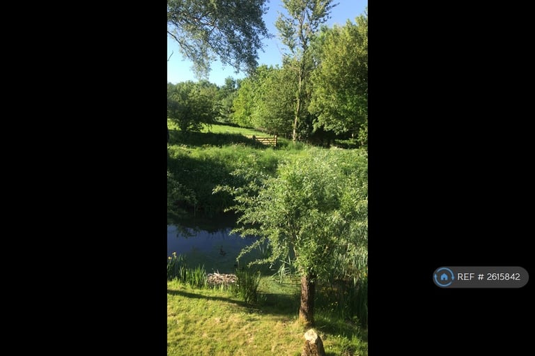 Studio flat in Heddington, Calne, SN11 (#2615842)