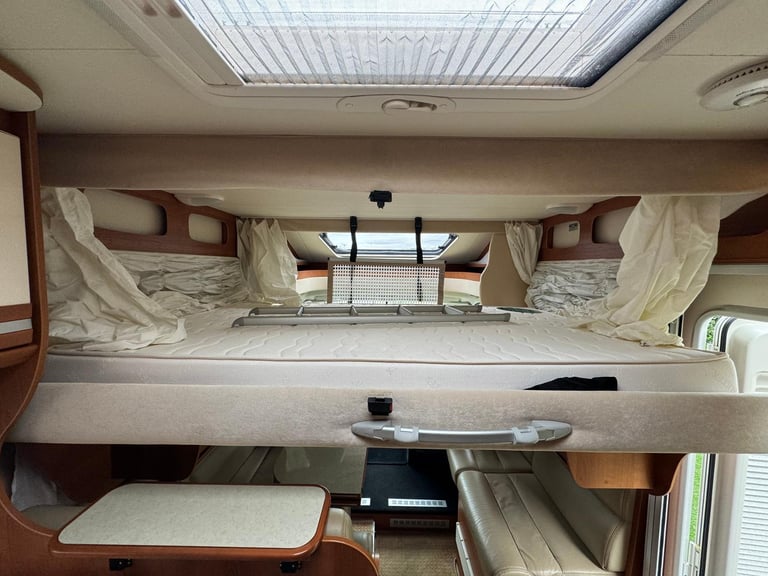2015 FIAT RAPIDO 7065FF DESIGN MOTORHOME GENUINE 3500 MILES! FULL MOT STUNNING!!