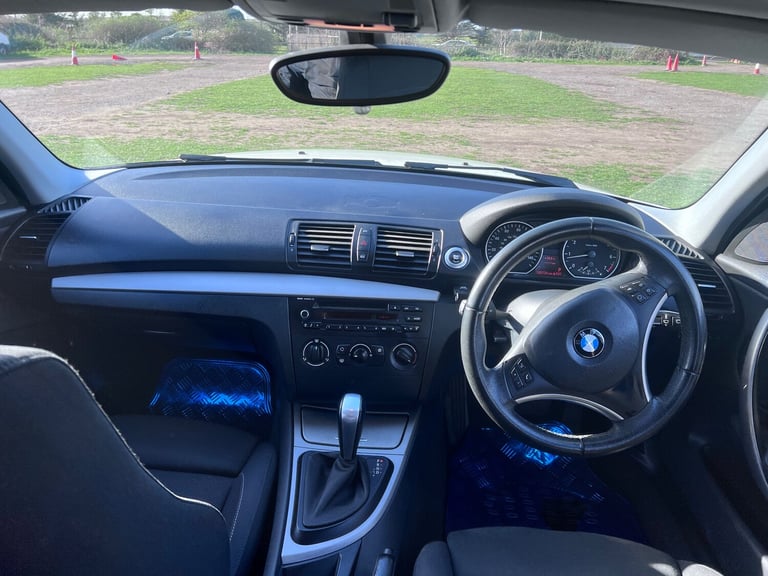 2010 BMW 1 Series 2.0 116i Sport Hatchback 5dr Petrol Steptronic Euro 5 (122 ps)