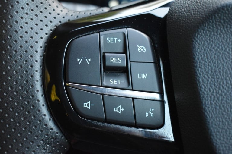 2025 Ford Puma 1.0T EcoBoost MHEV ST-Line X SUV 5dr Petrol Hybrid DCT Euro 6 (s/s) (155 ps Automatic