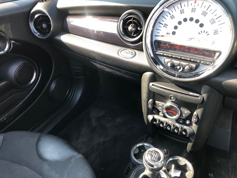 2011 MINI Convertible 1.6 Cooper [122] 2dr CONVERTIBLE Petrol Manual