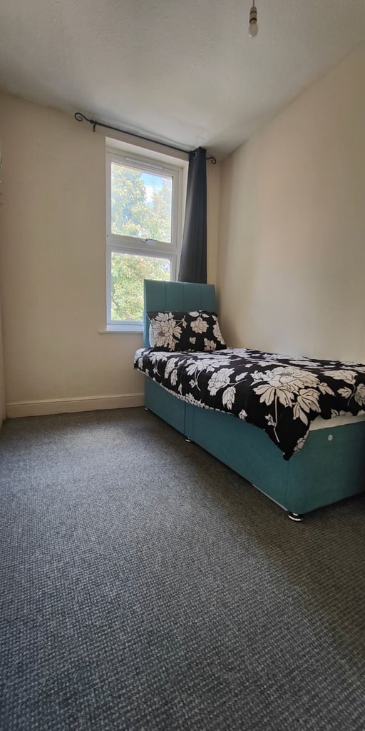 Room in Ipswich to rent