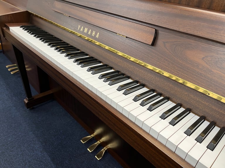 Upright Piano Yamaha  P110N 88 Key (FREE LOCAL DELIVERY TN157 KENT) fully Regulated and Tuned