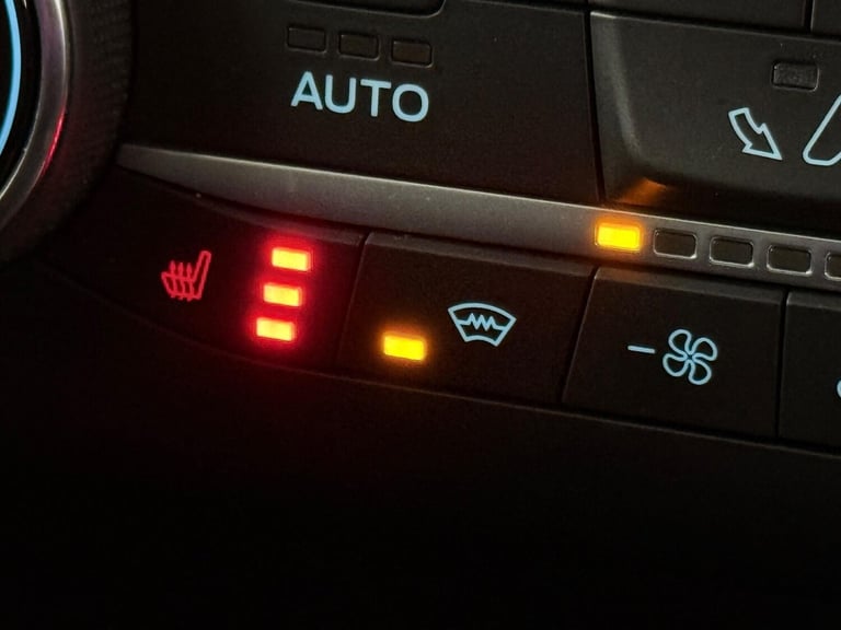 2022 Ford Kuga 2.5 Duratec 14.4kWh ST-Line X Edition CVT Euro 6 (s/s) 5dr HATCHBACK Petrol/Electr...