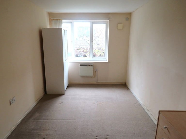 2 bedroom 2 bath flat for rent in Heston Hounslow TW5