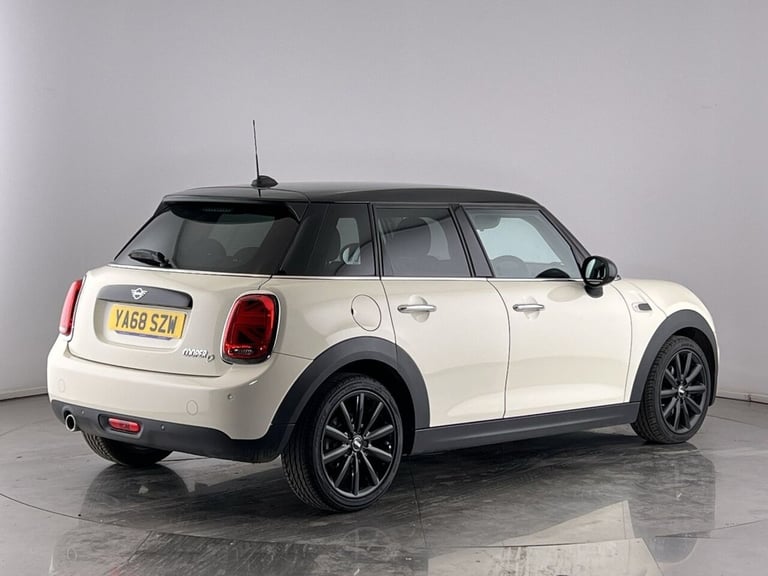 2018 MINI Hatch 1.5L COOPER D 5d AUTO 114 BHP Hatchback Diesel Automatic