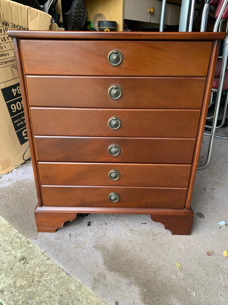 Chest of draws 