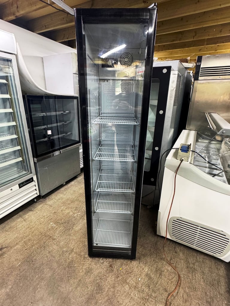 image for Polar G-Series Slimline 45 CM Wide Upright Back Bar Cooler 300Ltr - USED LIKE NEW
