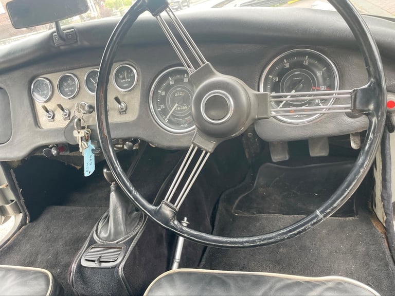 Daimler SP 250 (DART) MANUAL