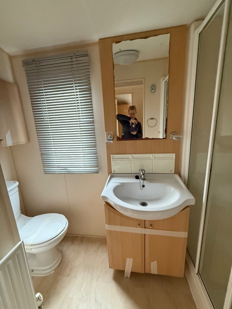 Static Caravan 2 bed to rent Great condition