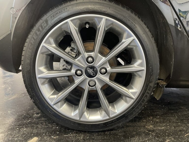 2020 Ford Fiesta T EcoBoost Vignale Edition Hatchback Petrol Manual