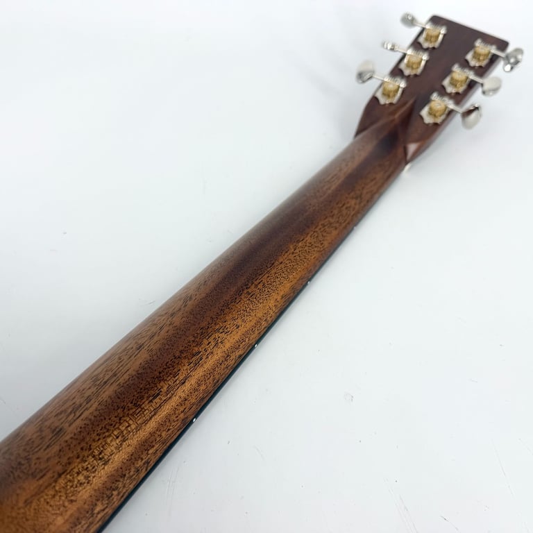 2025 Martin OM-28 - Natural - Trades