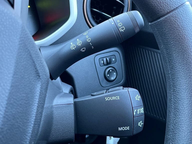  Dacia Spring 65 26.8kwh Extreme Hatchback 5dr Electric Auto 65 ps Electric