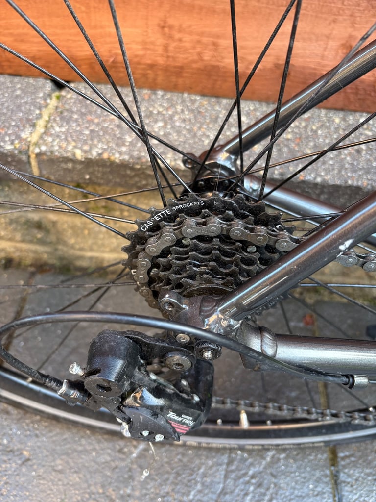 Pinnacle Laterite 1 road bike 