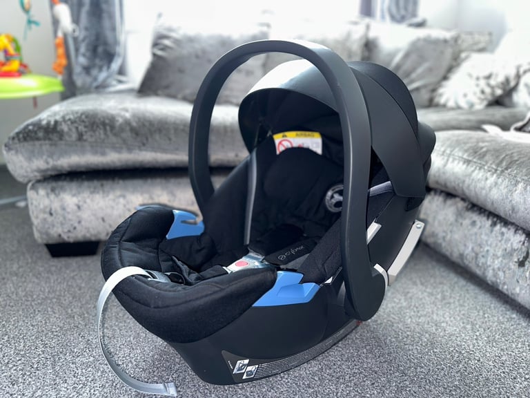 Cybex Aton 5 Car Seat with Base Bundle - Black | in North Shields, Tyne and  Wear | Gumtree