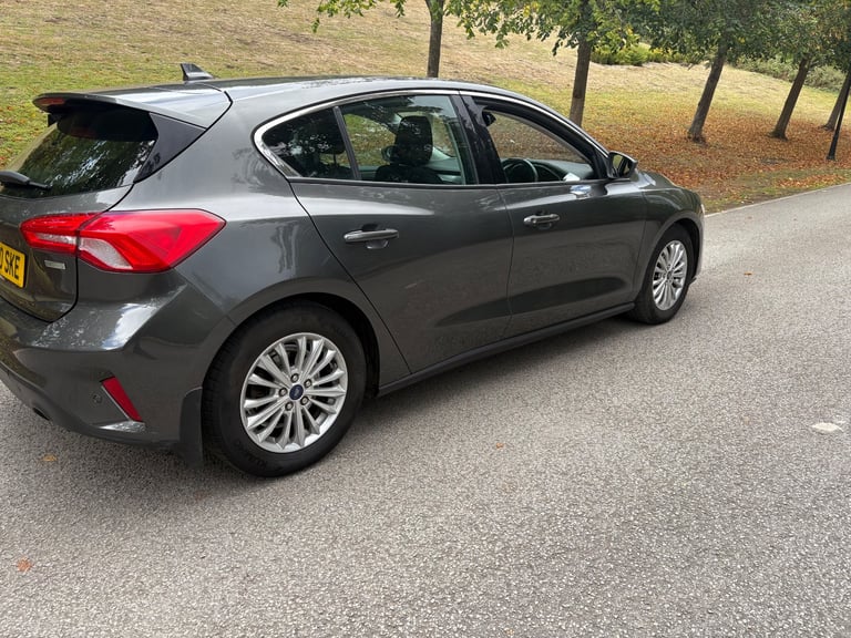 Ford focus eco boost titanium modal 2020 plate petrol 