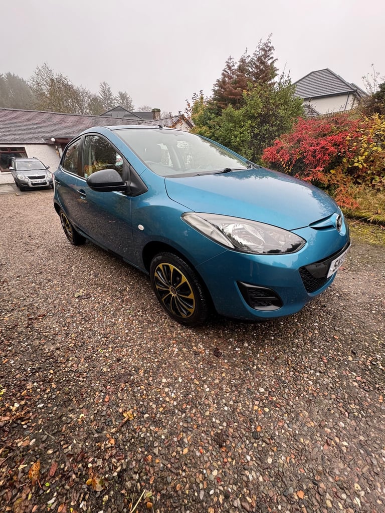 Mazda, 2, Hatchback, 2013, Manual, 1349 (cc), 5 doors