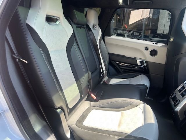 2020 70 LAND ROVER RANGE ROVER SPORT 5.0 P575 V8 GPF SVR SUV 5DR PETROL AUTO 4WD