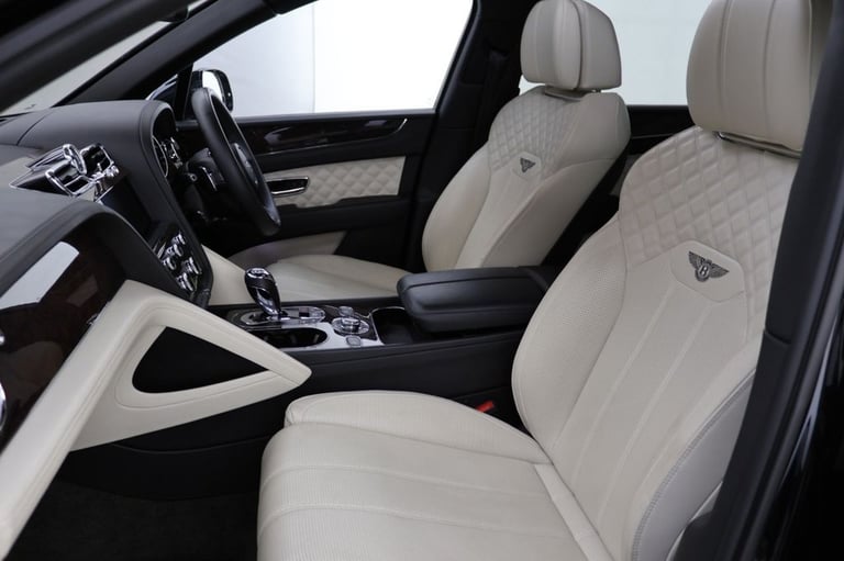 2021 Bentley Bentayga 4.0 V8 Base SUV 5dr Petrol Auto 4WD Euro 6 (s/s) (550 ps) ESTATE Petrol Aut...