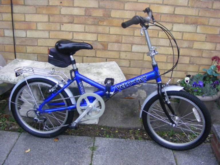 ADULT 20" WHEEL FOLDING BIKE ALUM FRAME IN GOOD WORKING CONDITION