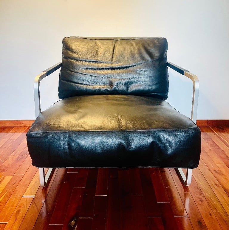 Vintage Italian leather Zanotta ‘Zurigo’ armchair 