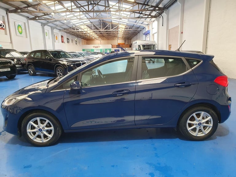 2018 Ford Fiesta 1.0T EcoBoost Zetec Euro 6 (s/s) 5dr HATCHBACK Petrol Manual