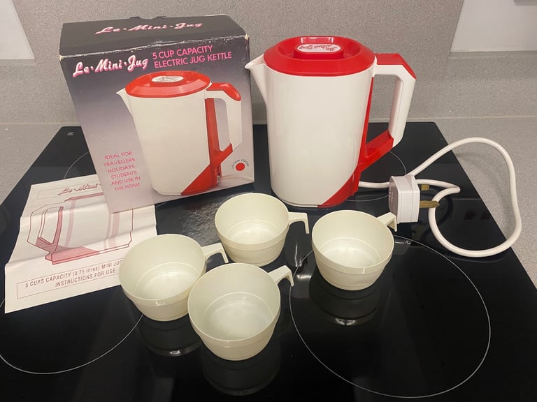 image for Le Mini Jug Travel Kettle