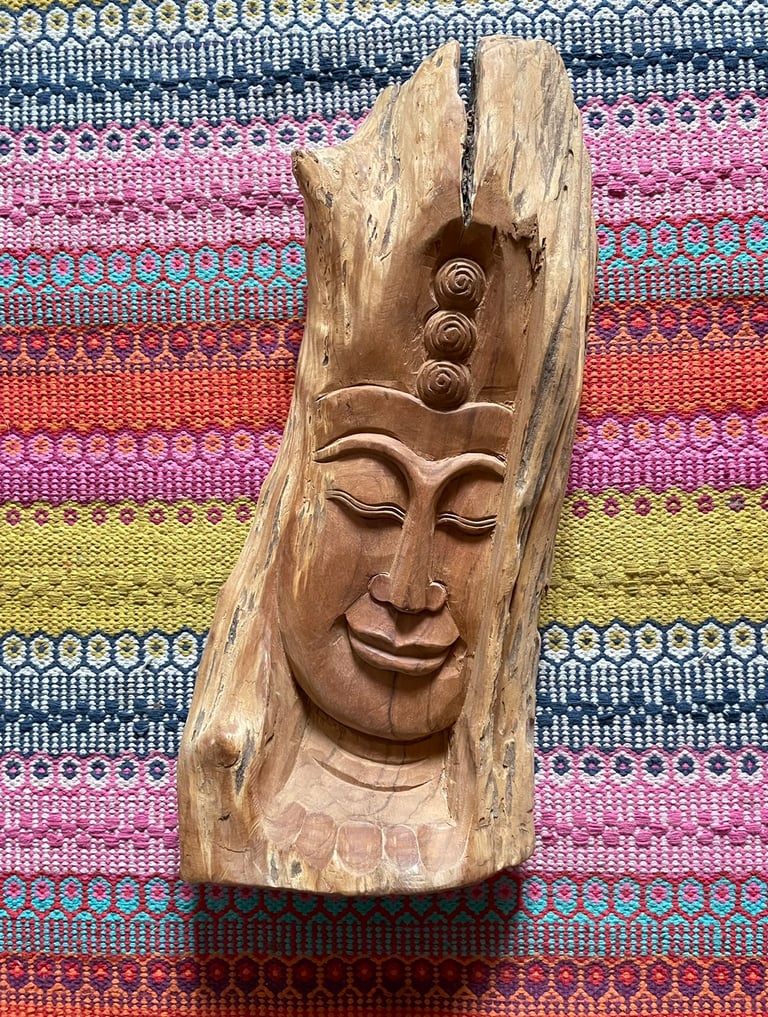 Large Heavy Wooden Beautiful Buddha Head VGC